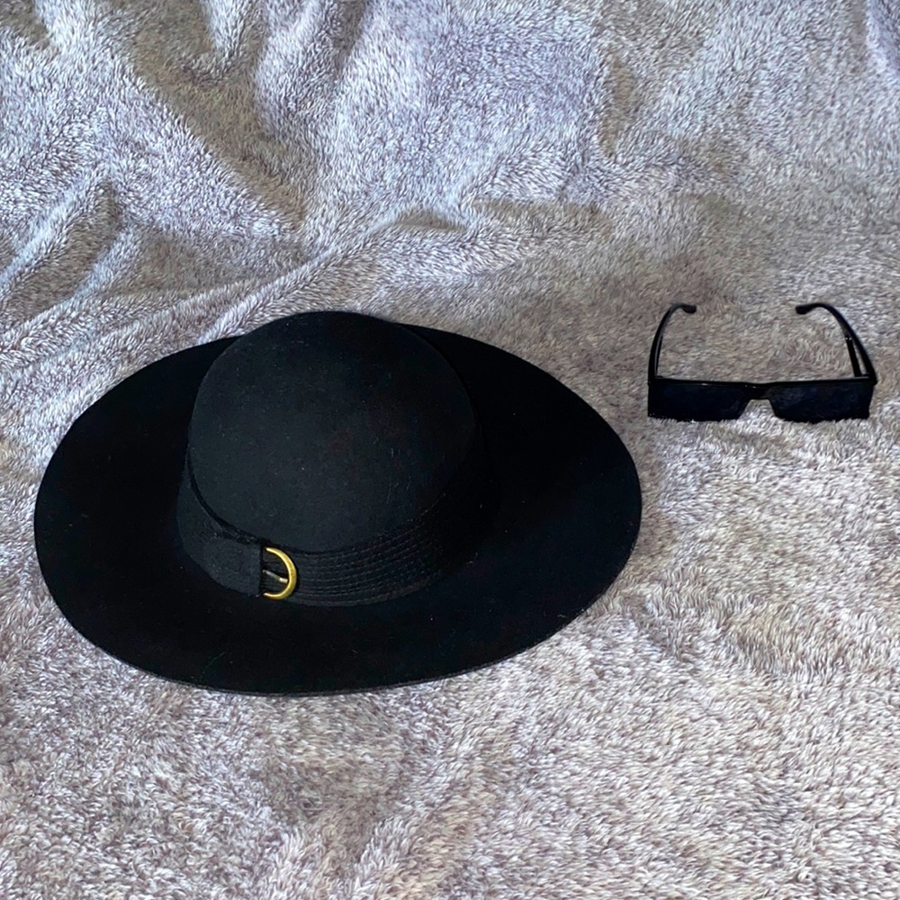 Wool decor hat